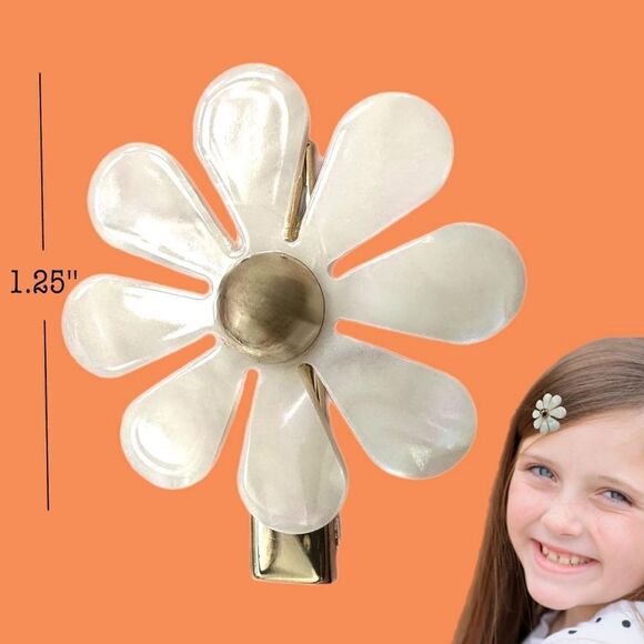 Each Jewels Shiny Pearl Petals Daisy Hair Clips Set of Two! - Picture 6 of 9